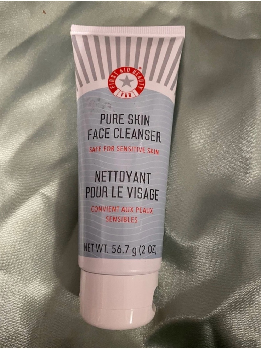 First Aid Beauty Pure Skin Face Cleanser - Pale Pink & Light Gray